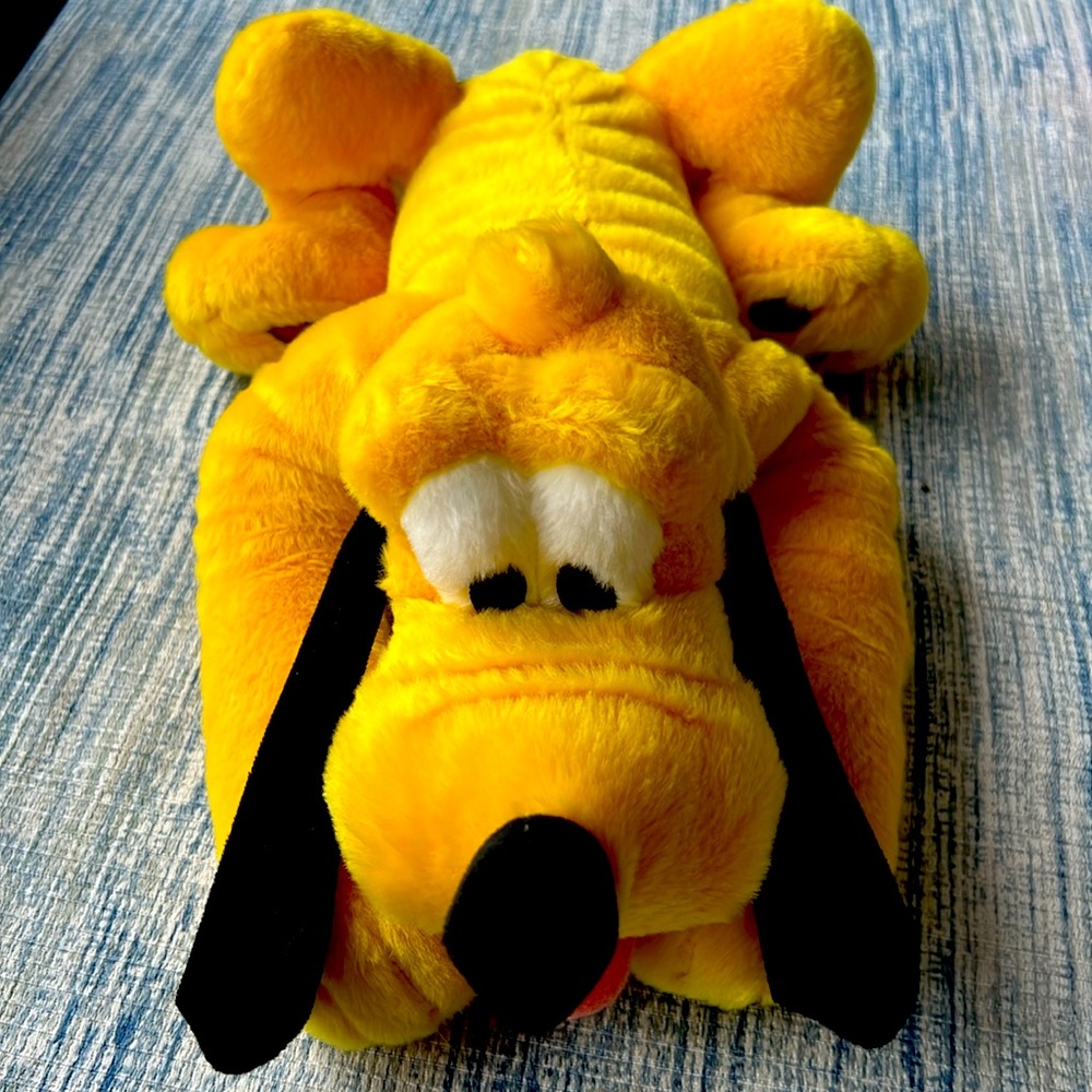 Disney Store Genuine Original Authentic Large Pluto Plush 24" Nose - Tip Of Tail